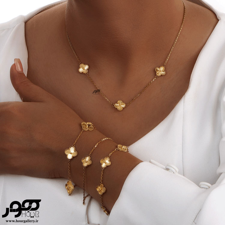 گردنبند طلا زنانه طرح ونکلیف  3 گل کد ACN333