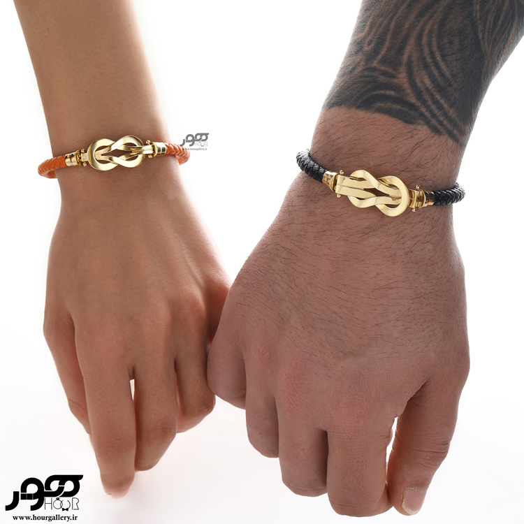 دستبند چرم با پلاک طلا طرح فرد متوسط کد AXB100