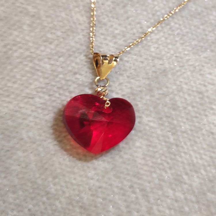آویز طلا زنانه قلب  با سنگ قرمز کد JCP410